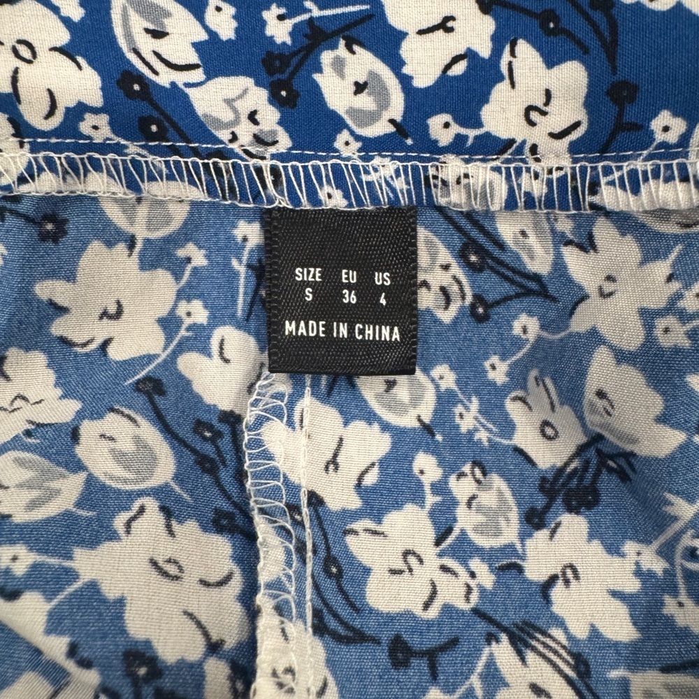 Blue Floral Midi Skirt | Size Small - Picture 5 of 6